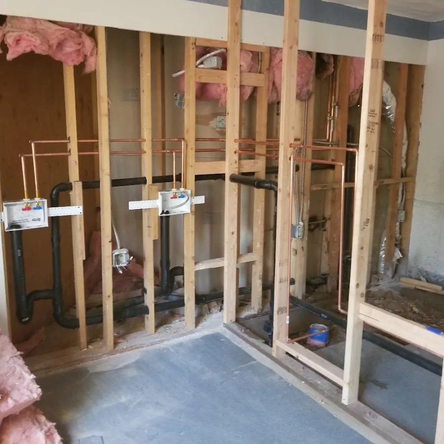 Copper pipe rough-in and plumbing installation in Hialeah